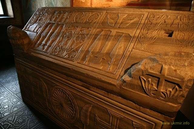 В США відшукали останки Ярослава Мудрого: їх хоче забрати собі Росія