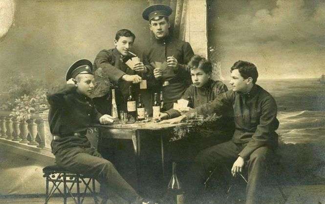 Страна синяков. Как алкоголизм на Российской империи достиг угрожающих масштабов